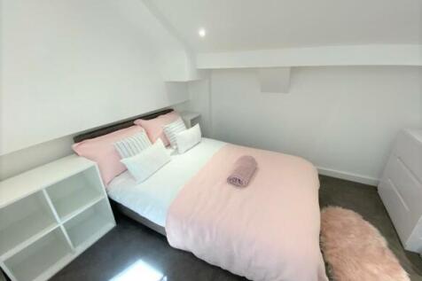 Bedroom 2.jpeg