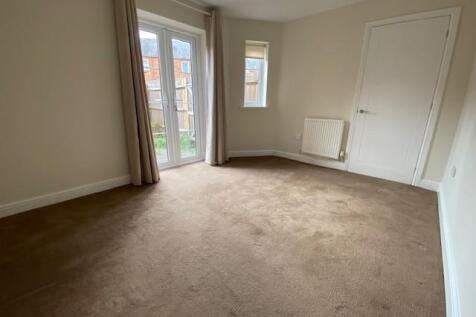 Bedroom 1.jpg