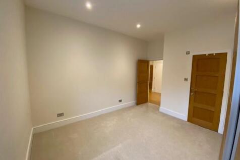 F5 Giles Street 7.jpg