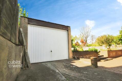 79362cd2-Garage