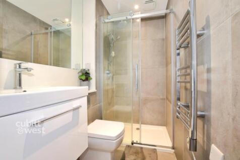 1a62692d-901EO3JJ...