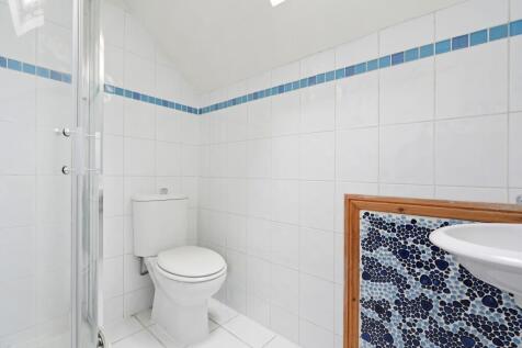 Second floor shower room