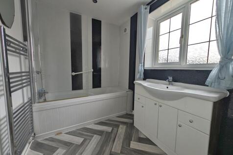 Downstairs Bathroom