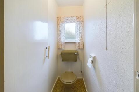 Separate WC 1st Floor