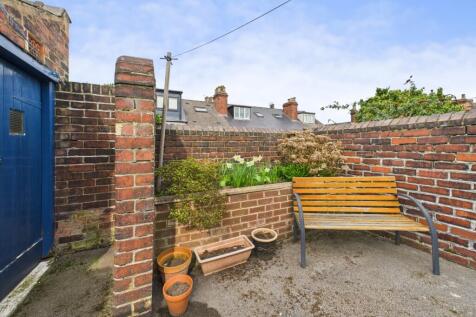 Courtyard Garden