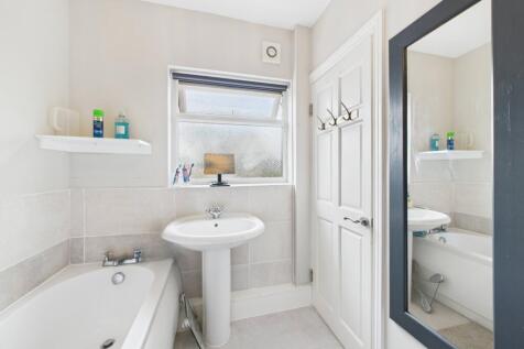 Main Bedroom Ensuite