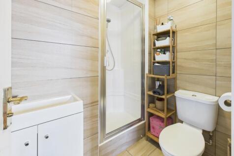 Master Bedroom Ensuite