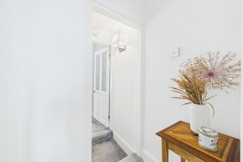 CAM04661G0-PR0195-STILL017