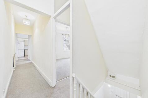 First Floor Landing flat 1