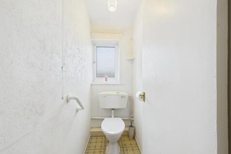Separate WC