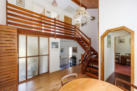 Open-plan Dining Room