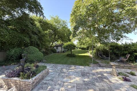 Stunning Rear Garden