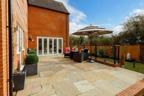 Landscaped Rear Garden