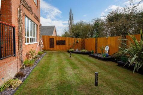 Landscaped Rear Garden