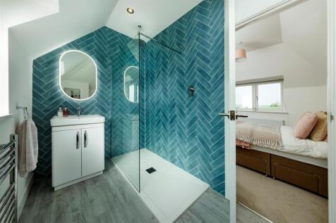 En-Suite Shower