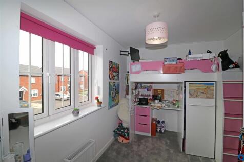 6gul bed2.jpg