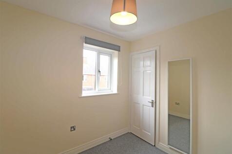 2nd bedroom 1.jpg