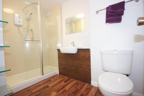 Bathroom.jpg
