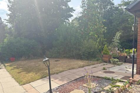 garden 1.jpg