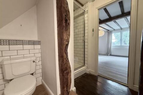 En-Suite Shower