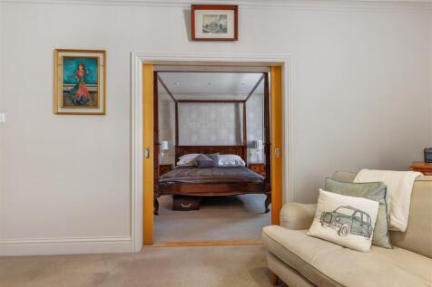 Sitting/Bedroom