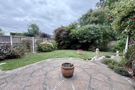 Established Rear Garden