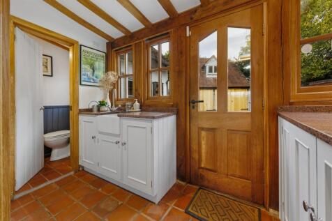 Utility/Rear Porch