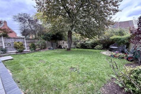Mature Rear Garden