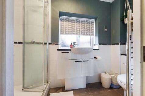 En-Suite Shower