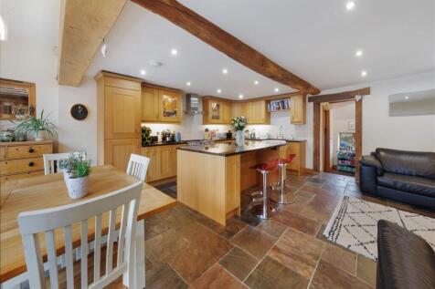 Open Plan Breakfast Kitchen/Dining/Family Room