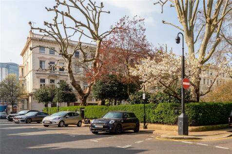 Earl&#39;s Court Square