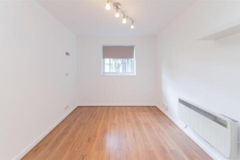 85138_flat_brampton_grove_london_greater_london_n