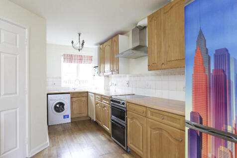 85138_house_birch_grove_london_greater_london_e11