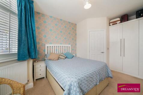 85138_flat_montpelier_rise_london_greater_london_