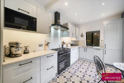 85138_flat_montpelier_rise_london_greater_london_