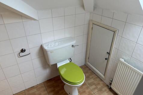 85138_flat_beechcroft_avenue_london_greater_londo