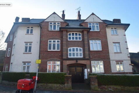 85138_house_crescent_court_golders_green_crescent