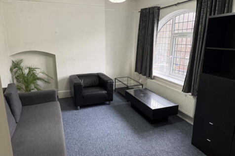 1 bed flat to rent Egerton Gardens, London NW4