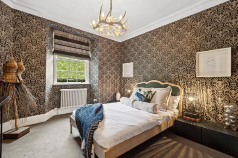 Bedroom 5 (L.G.)