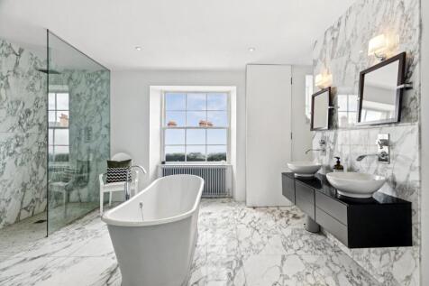 Bed 1 Ensuite (2nd)