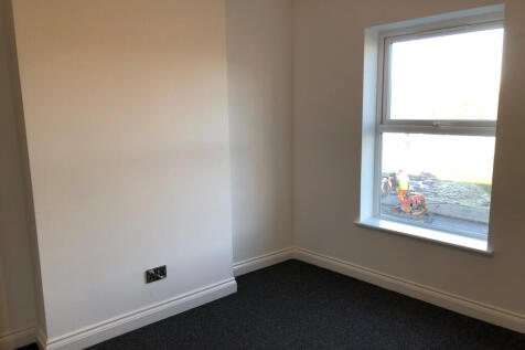 Bedroom 1 - 2