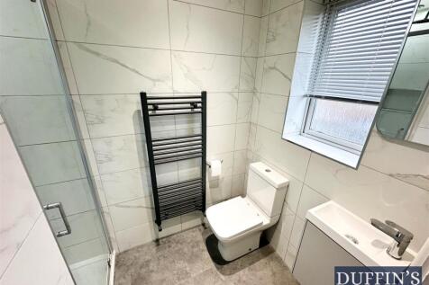 Ensuite Bathroom