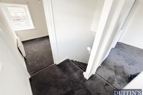 Hallway.jpg