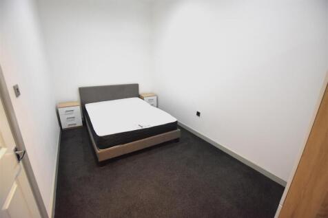 Bedroom.JPG