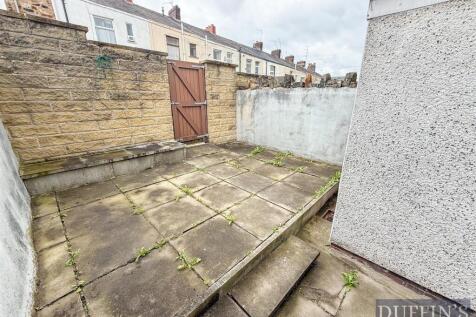Rear Enclosed Yard