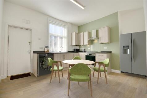 Kitchen Staged