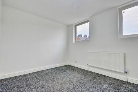 Attic Bedroom 5
