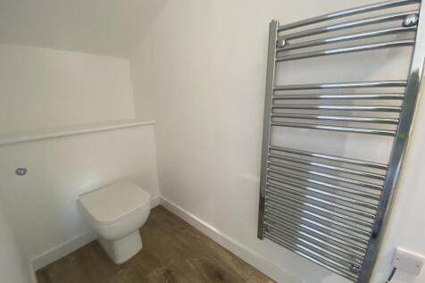 Cloakroom/wc