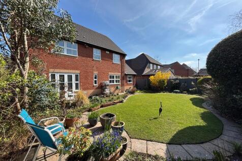 4 Beckett Drive1.jpg