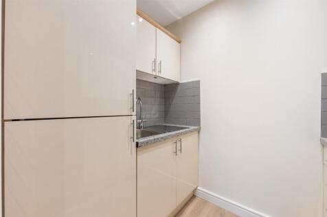 26 Oulton Court HDR-9.jpg